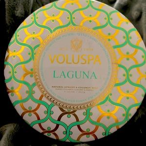 Voluspa laguna candle